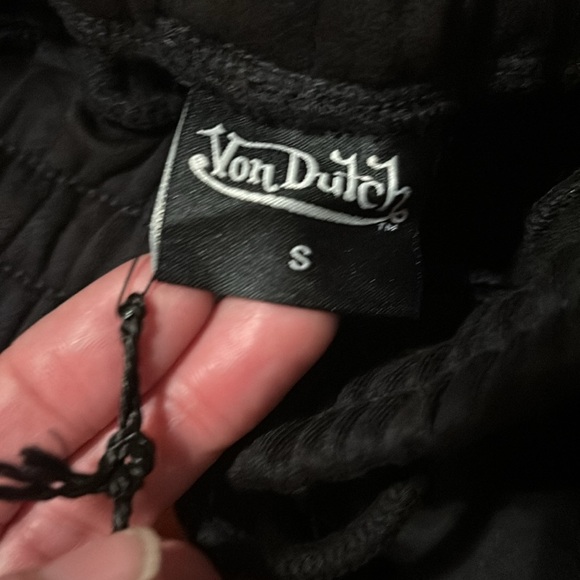 Nwt Von Dutch Black Joggers with pockets and drawstring - Picture 4 of 6